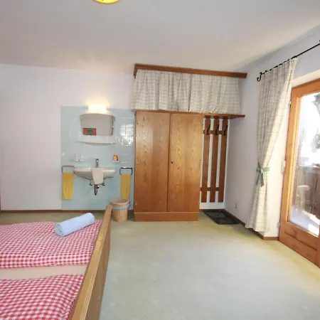 Fliegerklause * Sankt Johann in Tirol