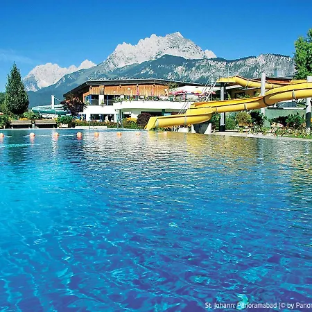 Fliegerklause * Sankt Johann in Tirol