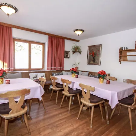 Holiday home Fliegerklause Rettenbach